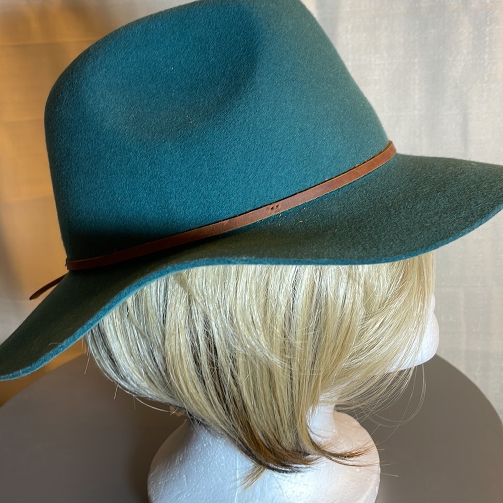 Fedora in Green